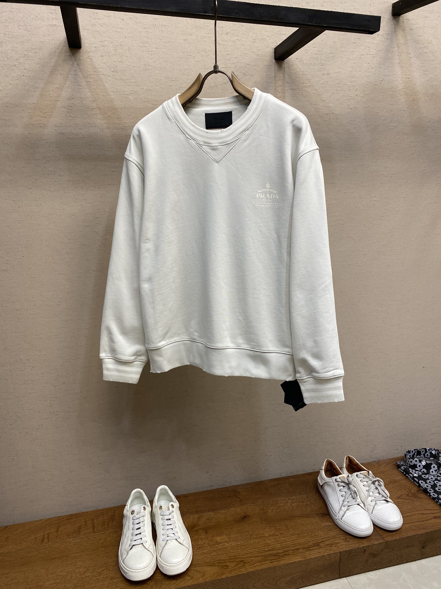 Pra*a Hoodie