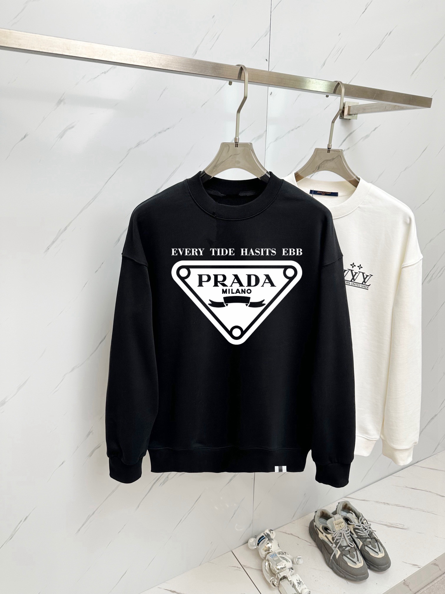 Pra*a Hoodie