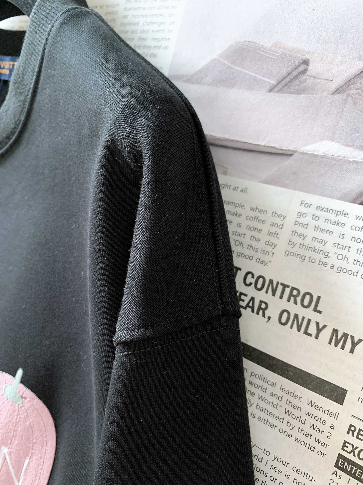L0vis Vvtt0n Hoodie