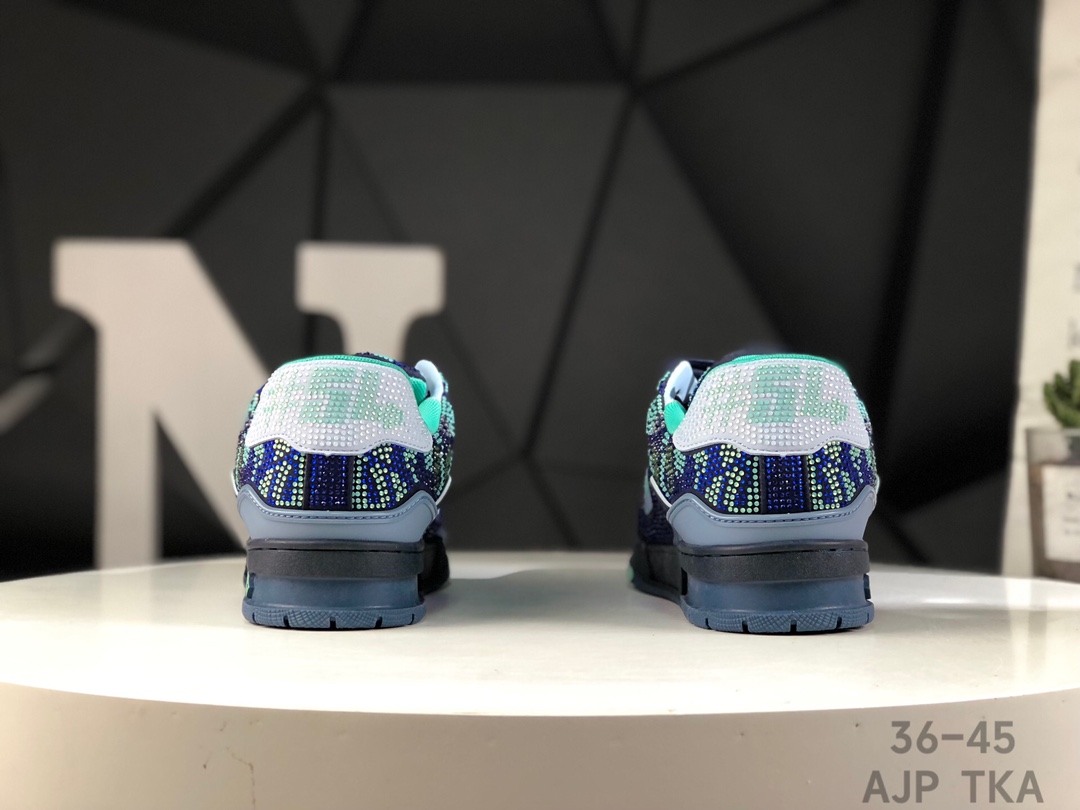 L0vis Vvtt0n Trainer Crystal Embellished Sneakers Replica