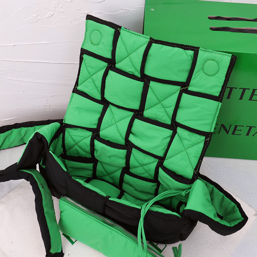 Best Replica B0tt*ga Ven*ta Bags(ColaReps)