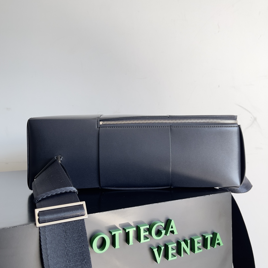 Best Replica B0tt*ga Ven*ta Bags(ColaReps)