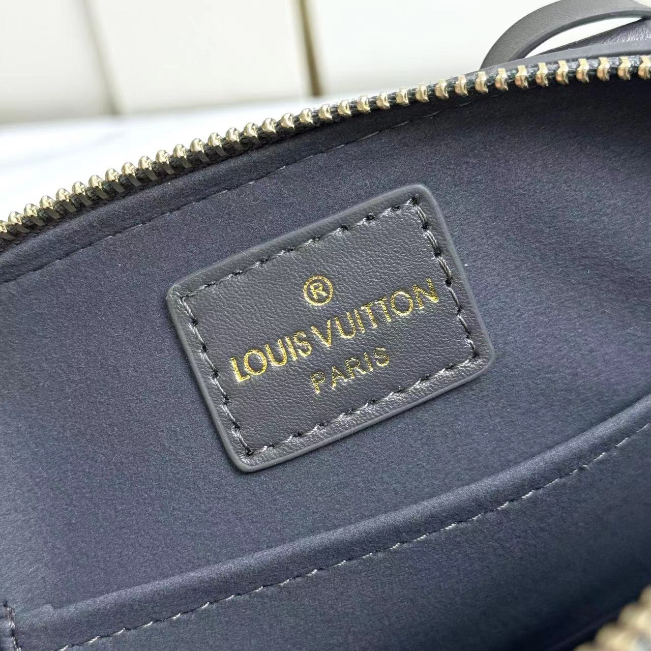 L0vis Vvtt0n Alma BB handbag rep