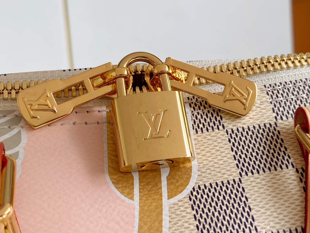 L0vis Vvtt0n Damier Azur