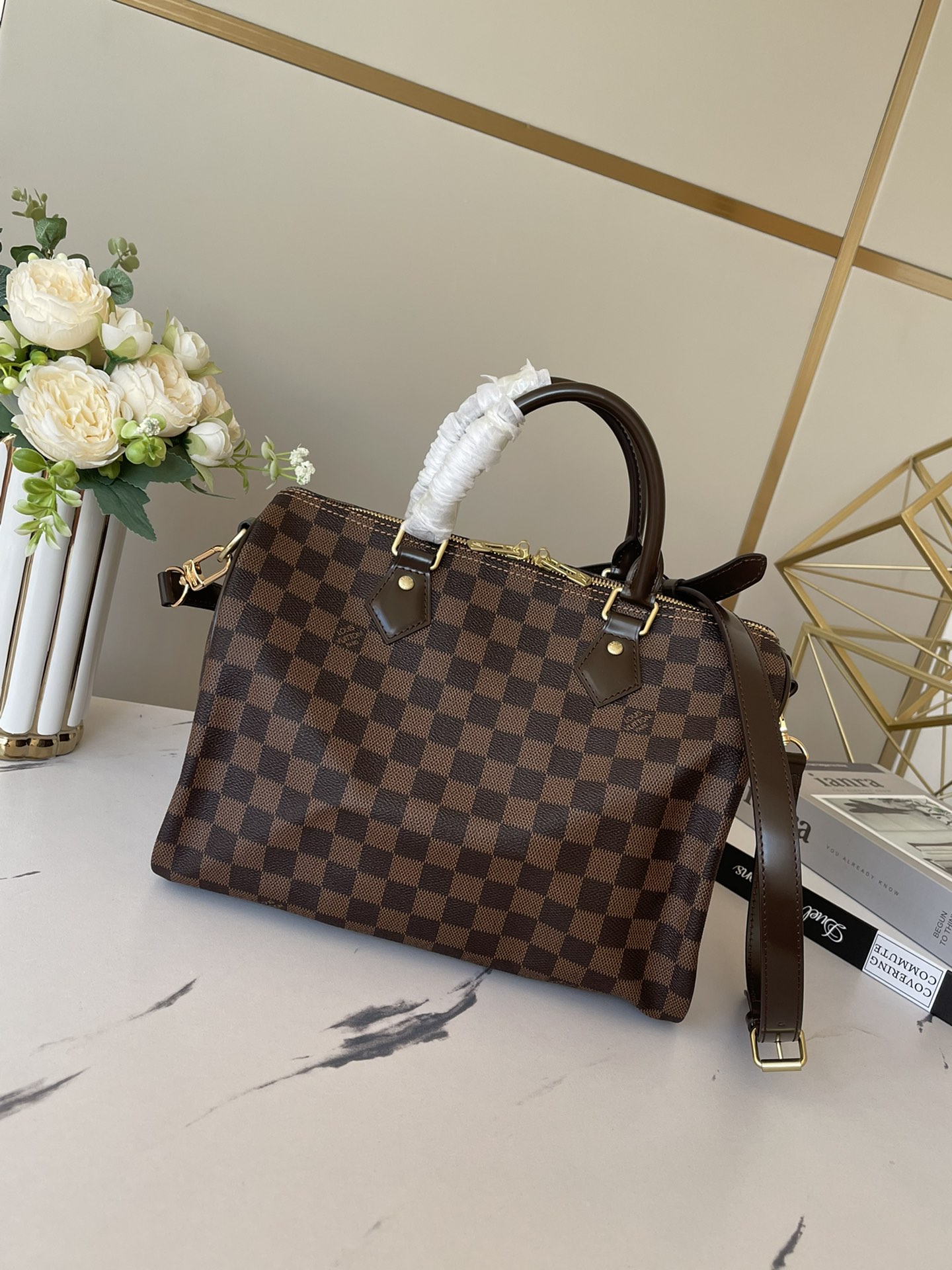 L0vis Vvtt0n Damier Ebene