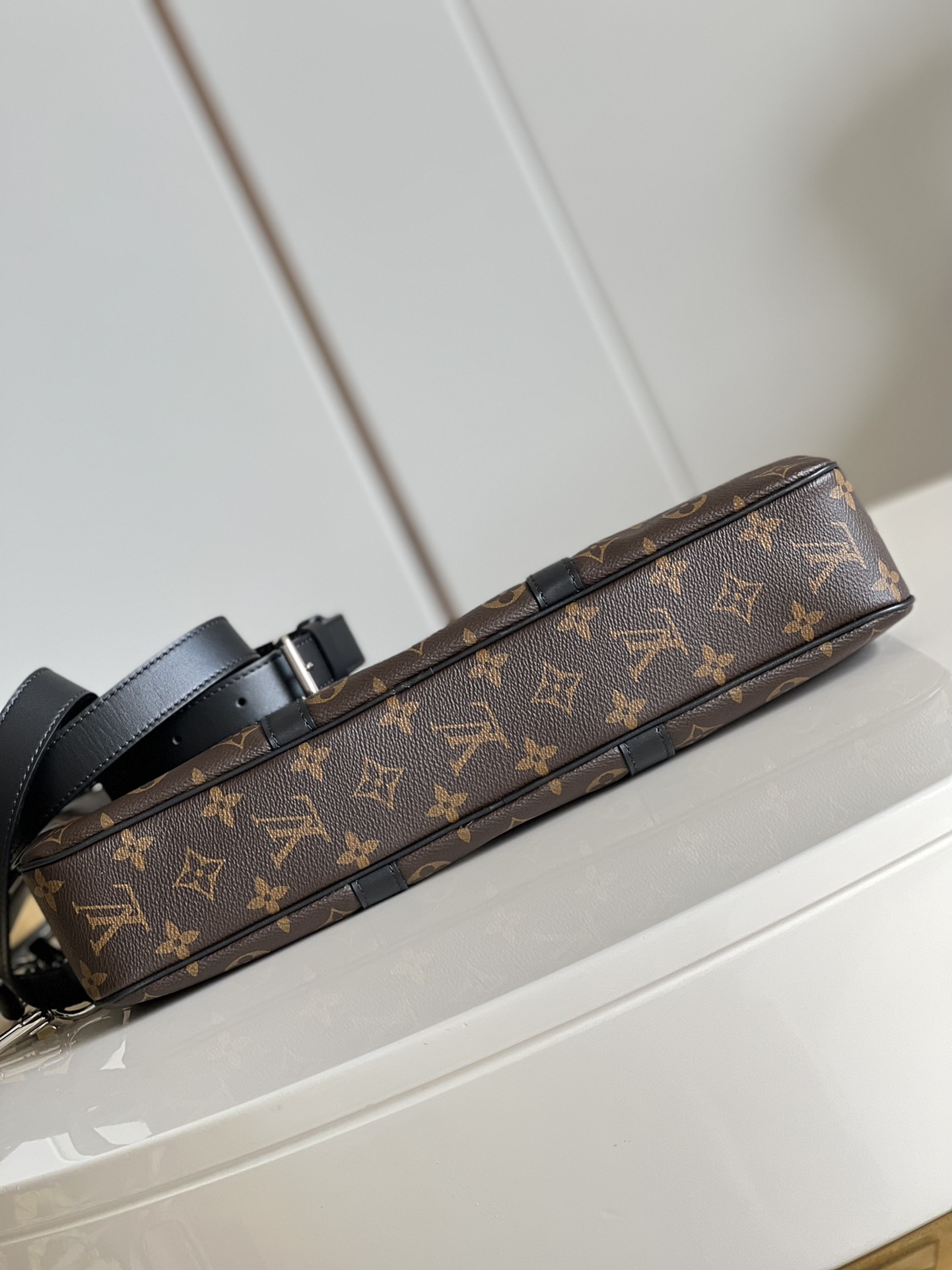 L0vis Vvtt0n Damier Ebene