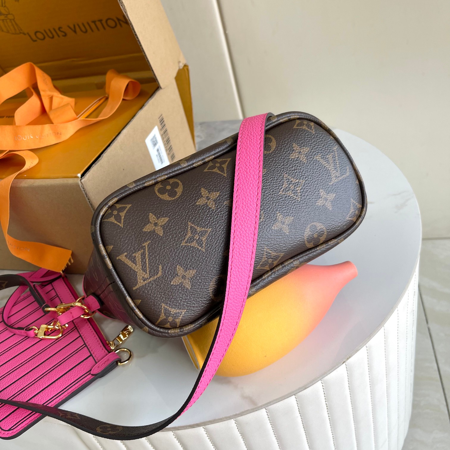 L0vis Vvtt0n Damier Azur Bag