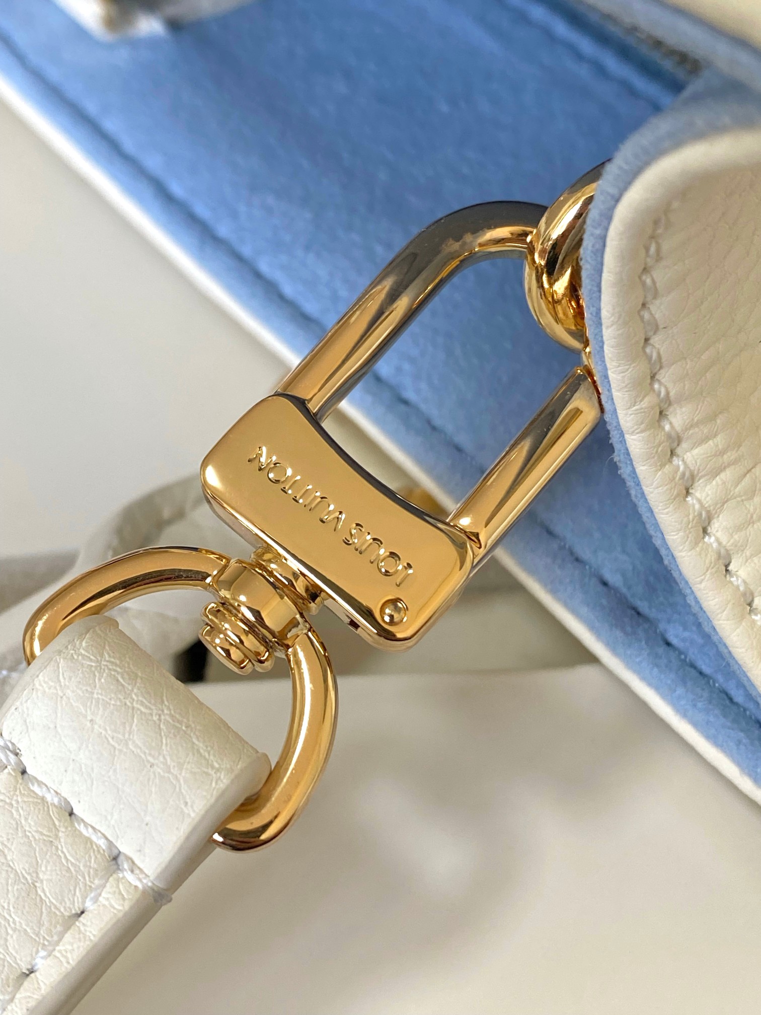L0vis Vvtt0n Monogram Empreinte