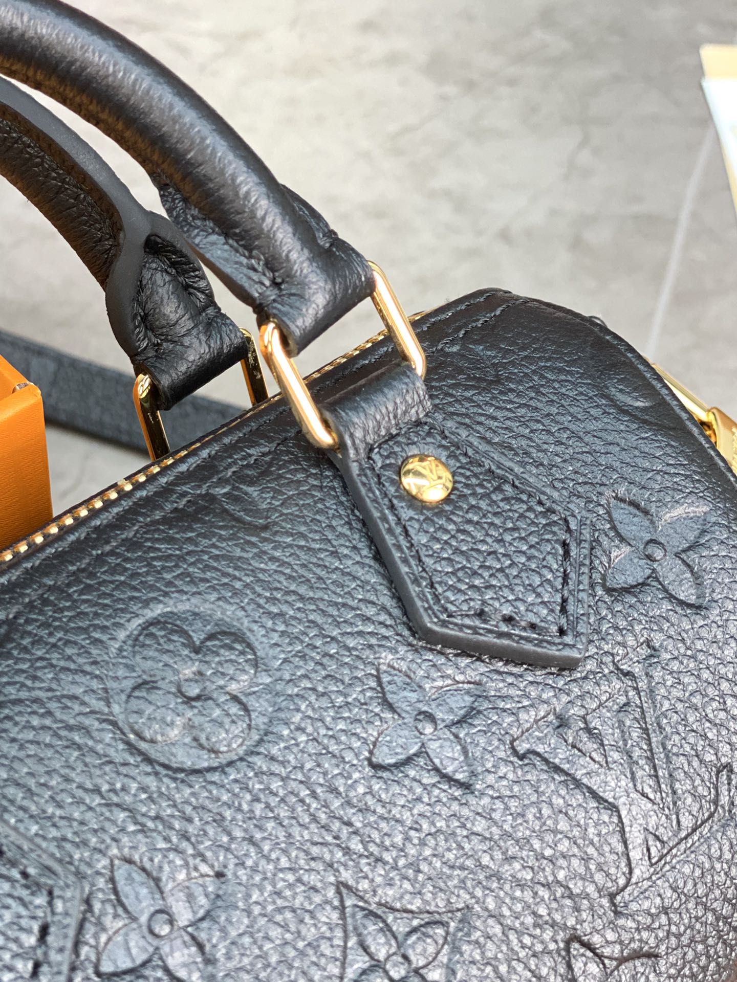 L0vis Vvtt0n Monogram Empreinte