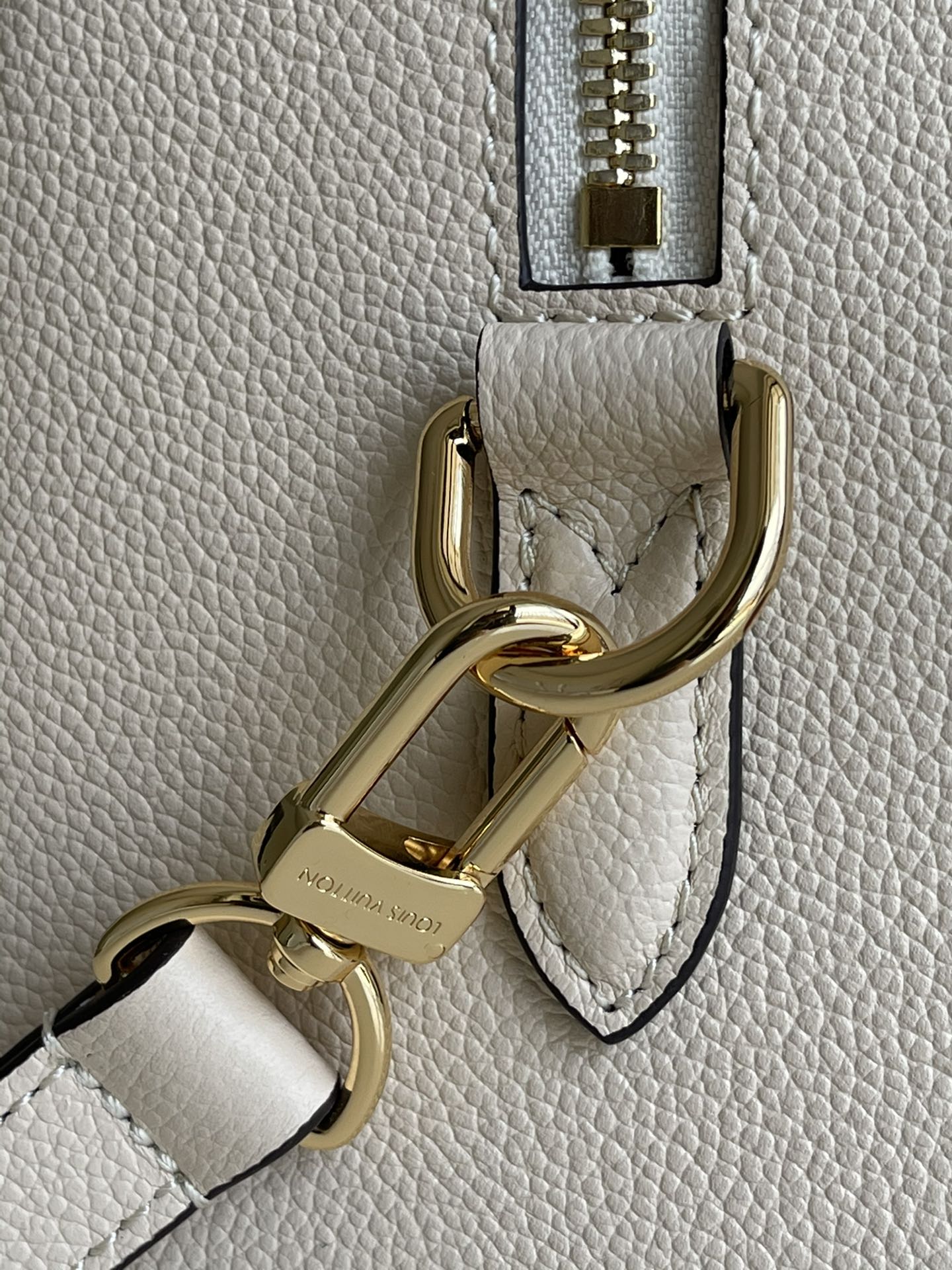 L0vis Vvtt0n Monogram Empreinte