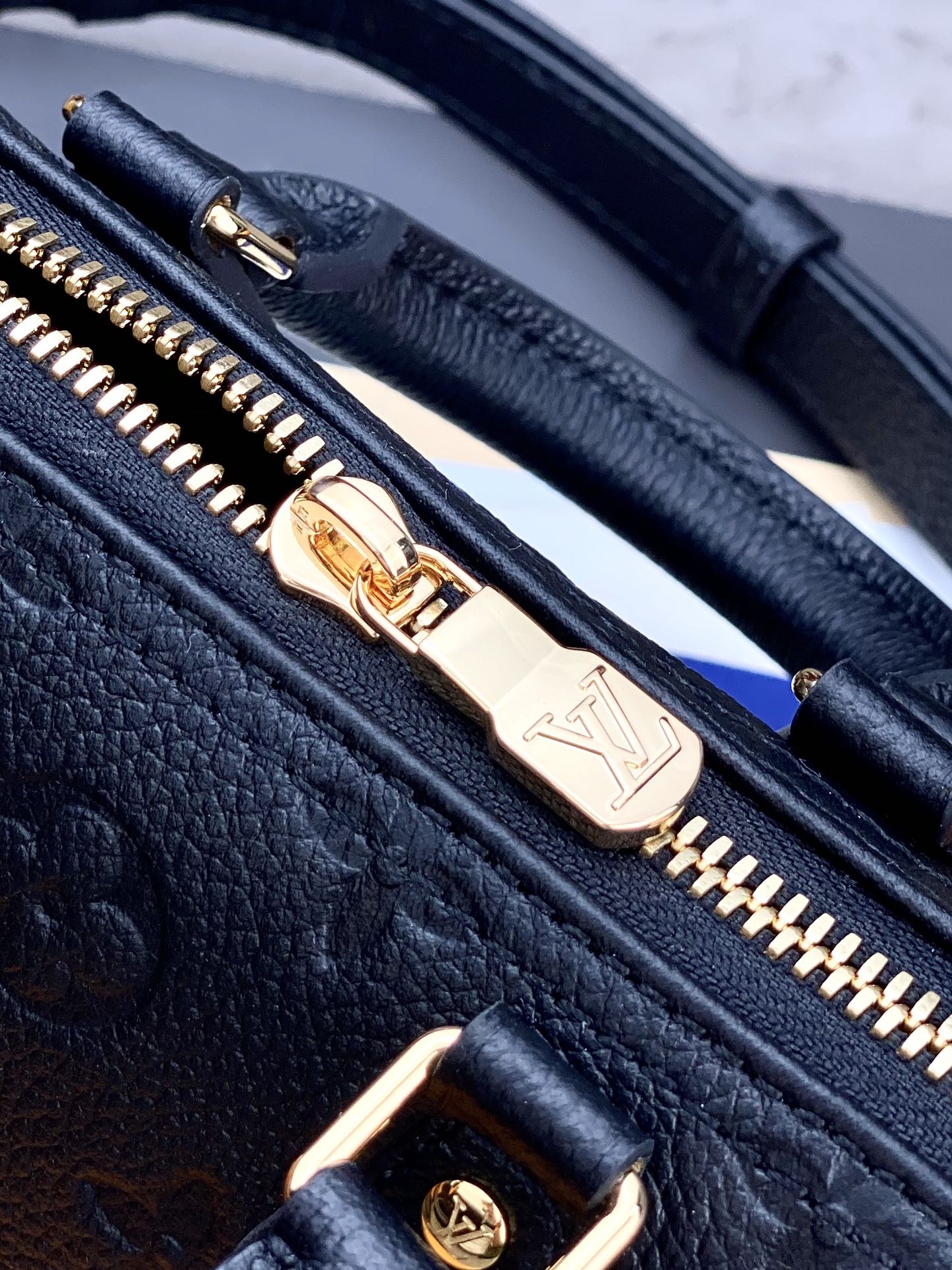 L0vis Vvtt0n Monogram Empreinte