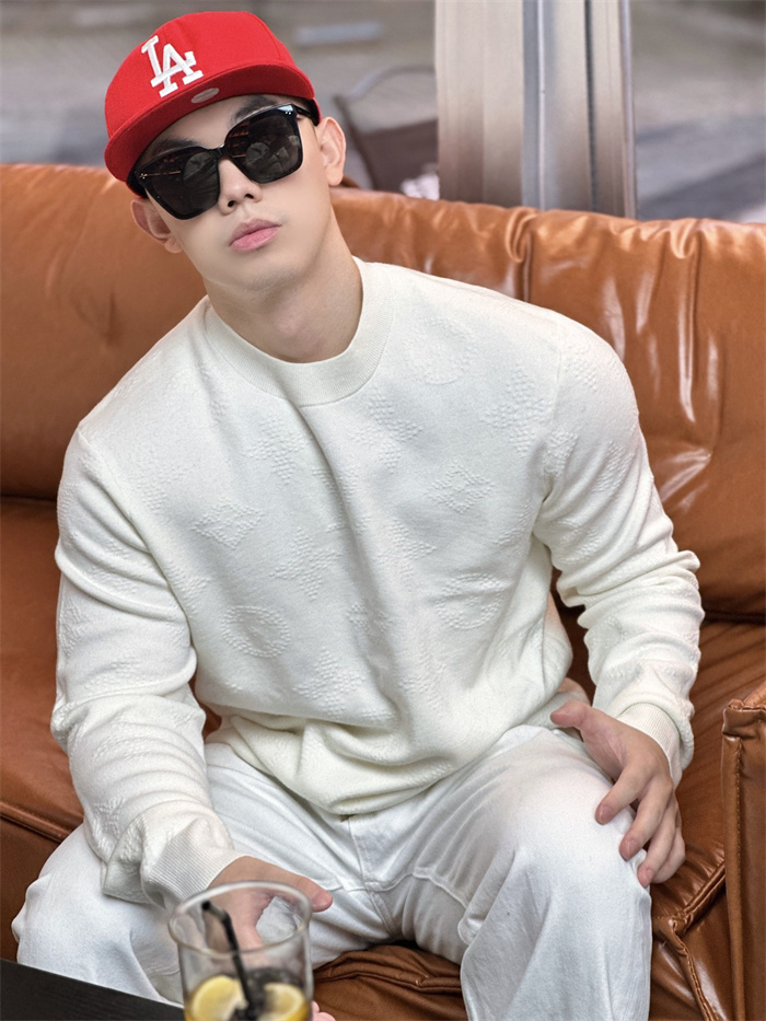 2024fw LV Sweater Top Version