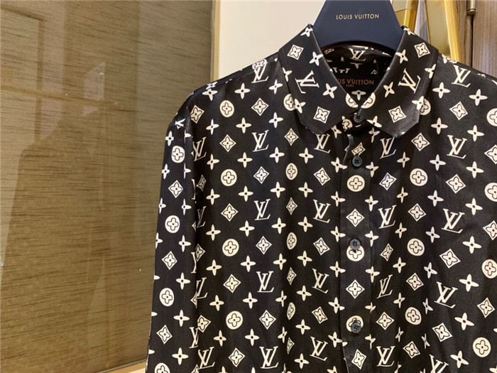 2023fw LV Silk Shirt Shorts Top Version