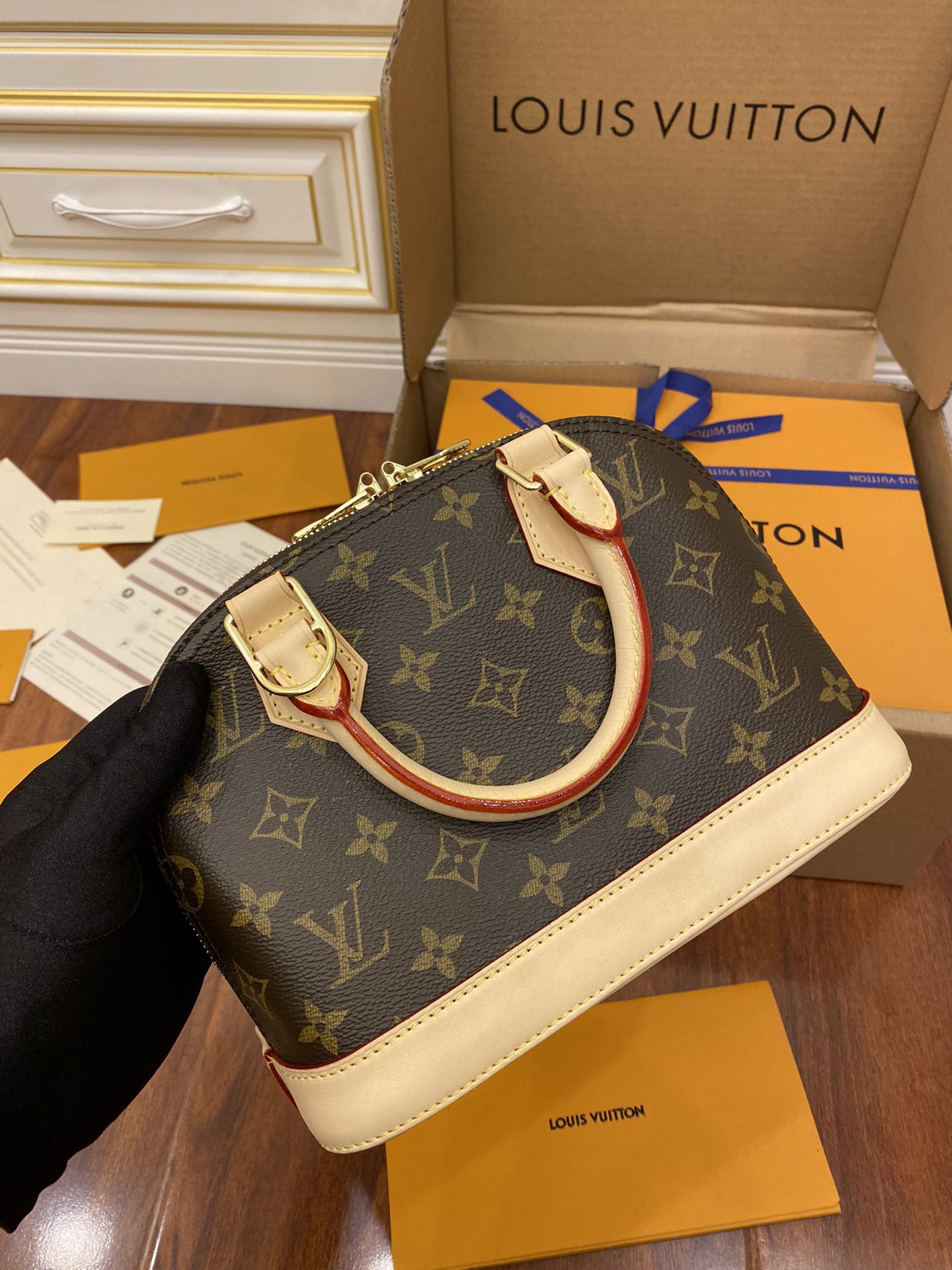 L0vis Vvtt0n Handbag M53152 Premium Enhanced Edition